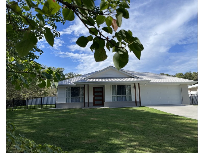 14 Kurrajong Close, Mooloolah Valley QLD 4553