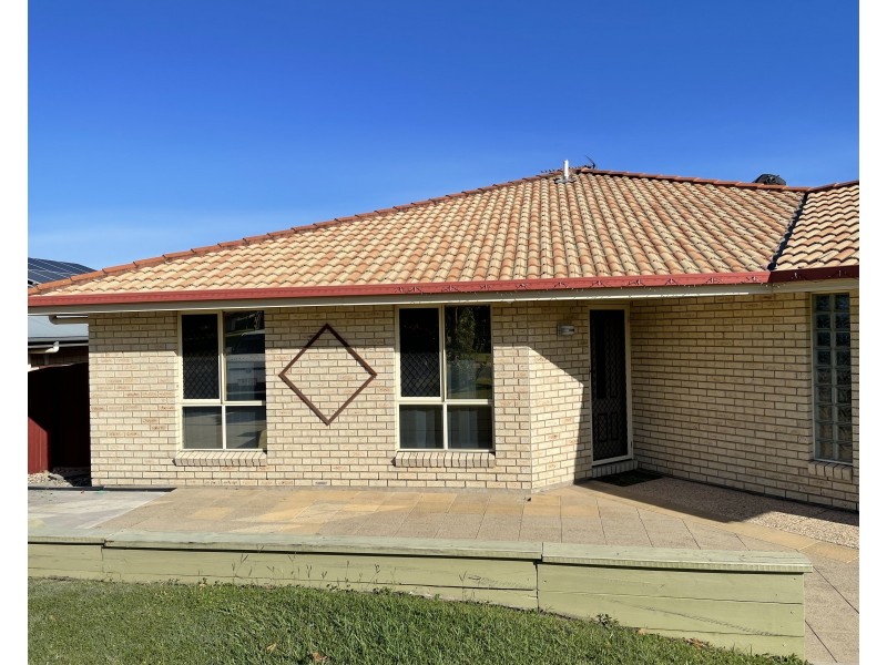 9 Primrose Place, Little Mountain QLD 4551