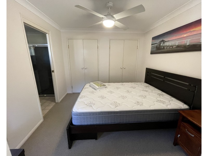 9 Primrose Place, Little Mountain QLD 4551