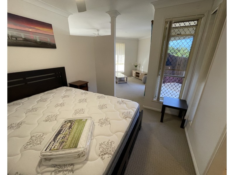 9 Primrose Place, Little Mountain QLD 4551