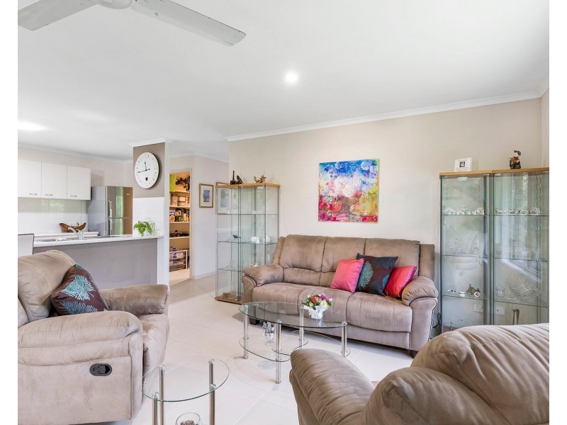 10 Cooee Court, Coes Creek QLD 4560