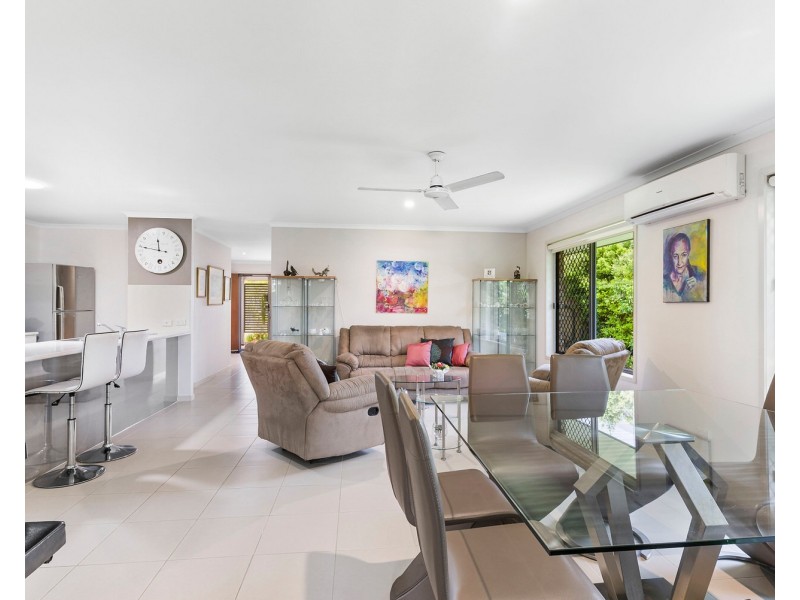 10 Cooee Court, Coes Creek QLD 4560