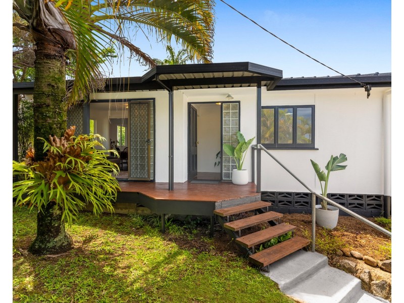 15 Blackall Range Road, Woombye QLD 4559