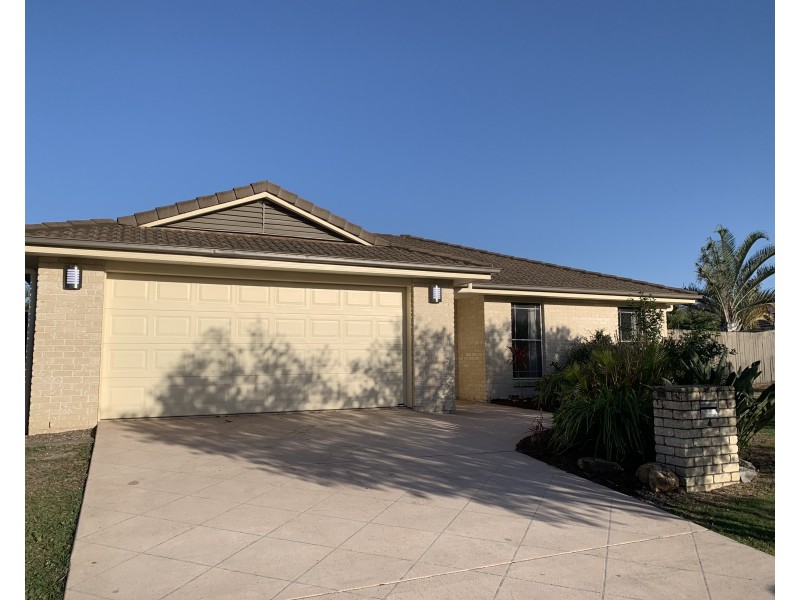 4 Coastal Avenue, Beerwah QLD 4519