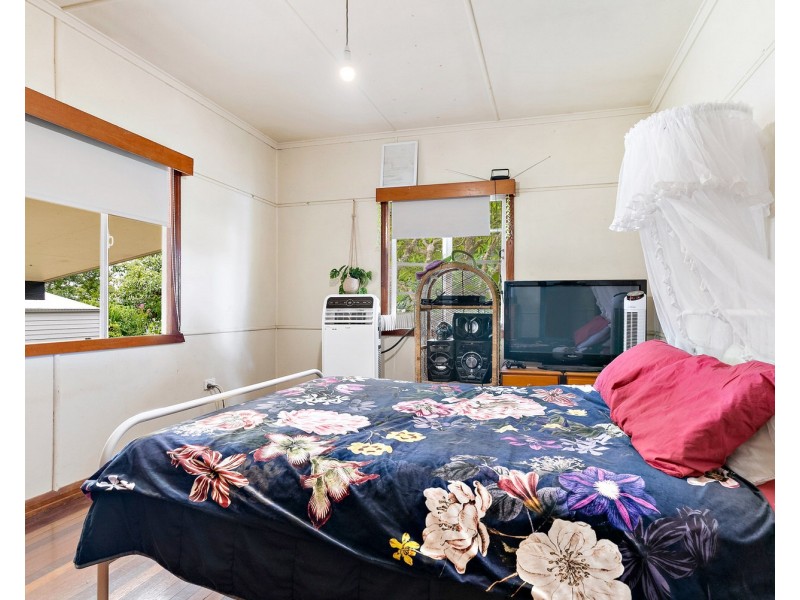 25 Magnolia Street, Nambour QLD 4560