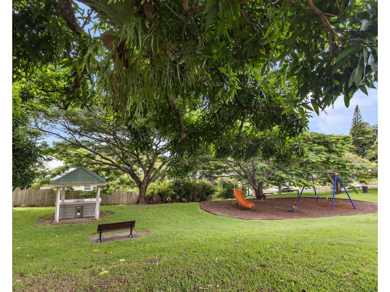 25 Magnolia Street, Nambour QLD 4560