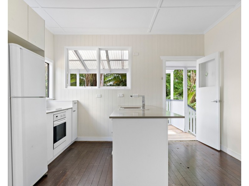 7 Shearer Street, Nambour QLD 4560