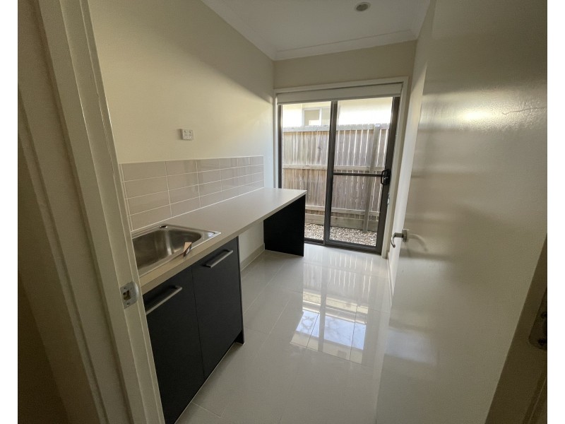 40 Ochre Crescent, Caloundra West QLD 4551