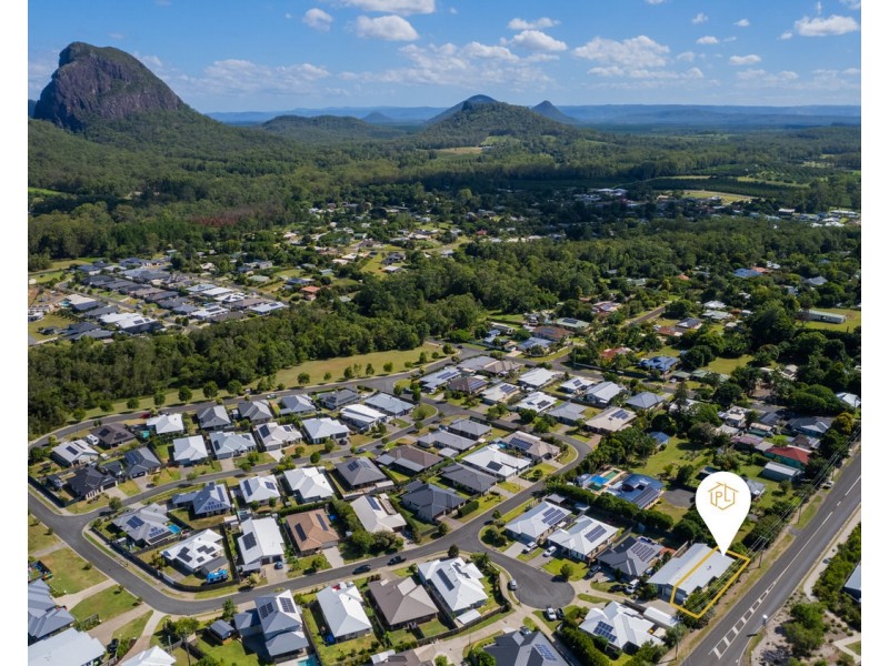 2/7 Rowley Close, Glass House Mountains QLD 4518