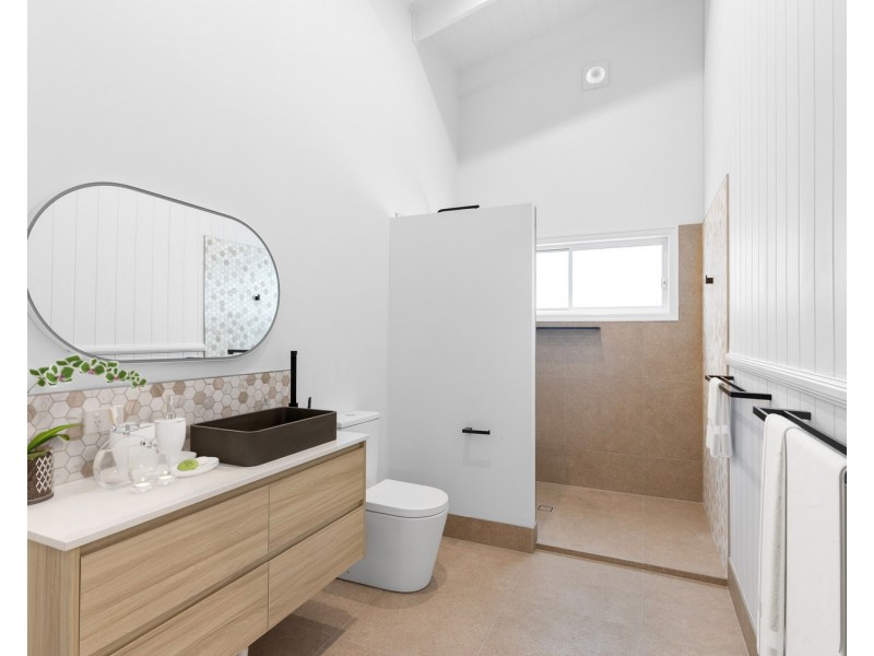 14 Sidha Ave, Glass House Mountains QLD 4518