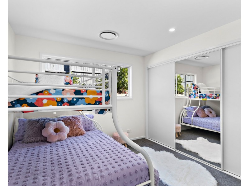 14 Sidha Ave, Glass House Mountains QLD 4518