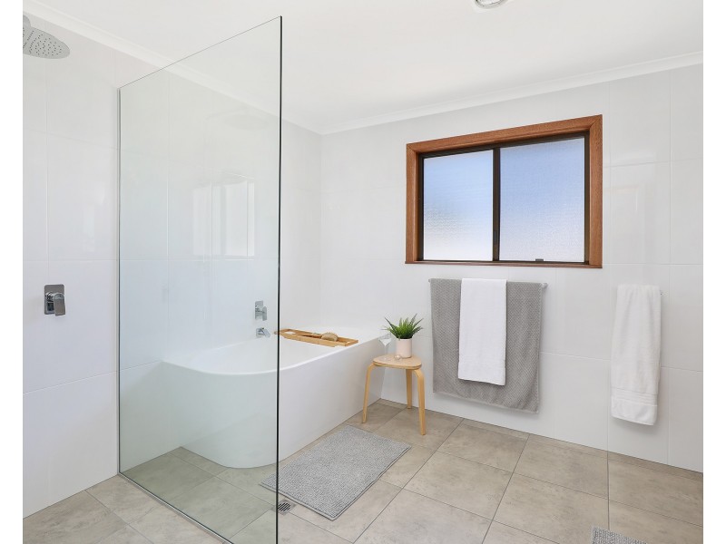 22 Mudjimba Beach Road, Mudjimba QLD 4564