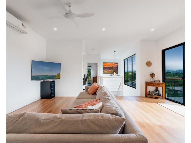 23 Bunya Pine Place, Woombye QLD 4559