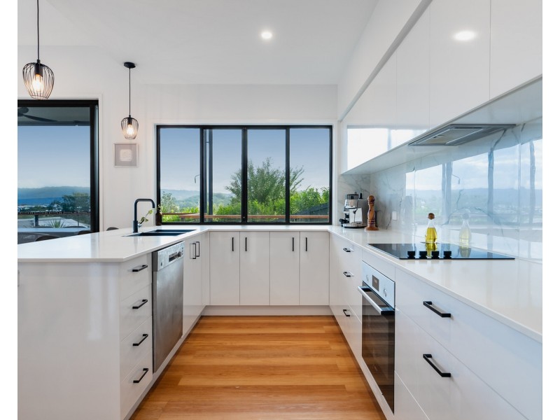 23 Bunya Pine Place, Woombye QLD 4559