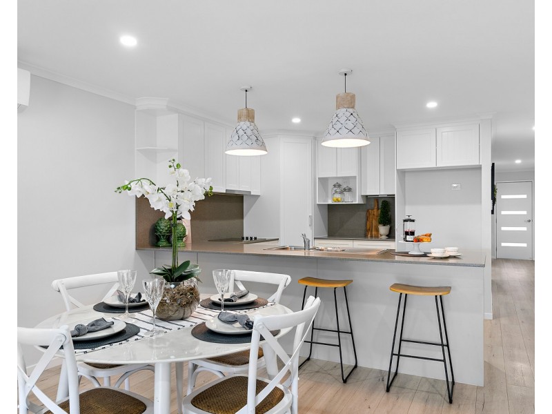 1/13 Tytherleigh Avenue, Landsborough QLD 4550