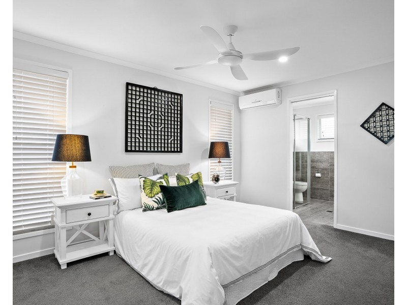 1/13 Tytherleigh Avenue, Landsborough QLD 4550