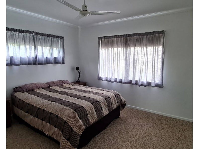 26 Waterfall Road, Nambour QLD 4560