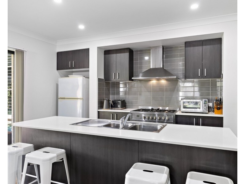 38 Petigrain Avenue, Palmwoods QLD 4555