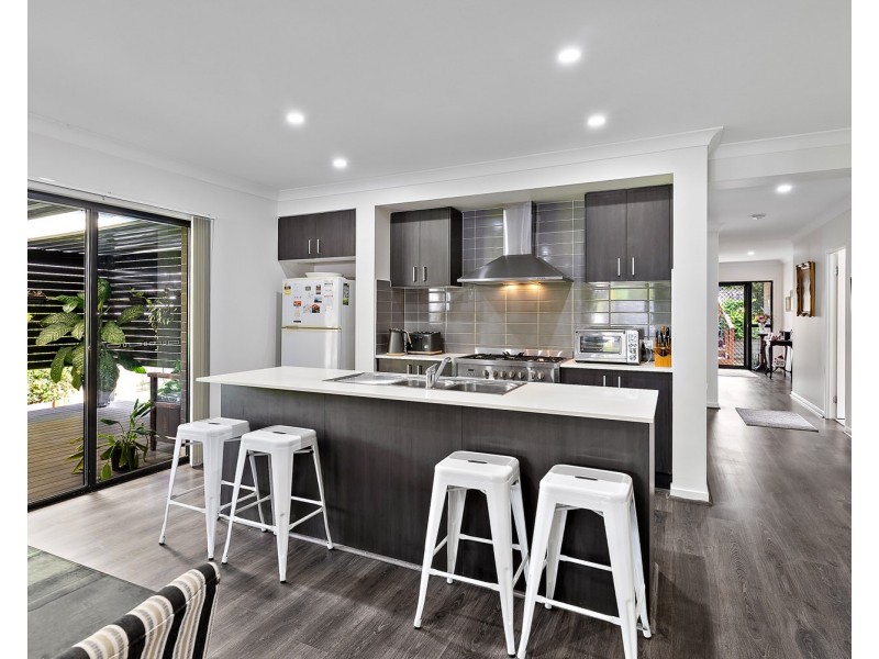 38 Petigrain Avenue, Palmwoods QLD 4555