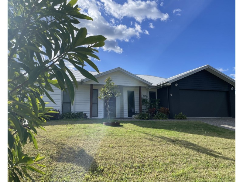 1 Myrtle Court, Mooloolah Valley QLD 4553