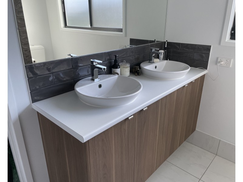 1 Myrtle Court, Mooloolah Valley QLD 4553