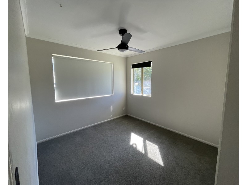 unit 4/4 Low Street, Yandina QLD 4561