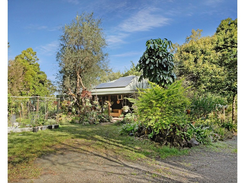 594 Dulong Road, Dulong QLD 4560