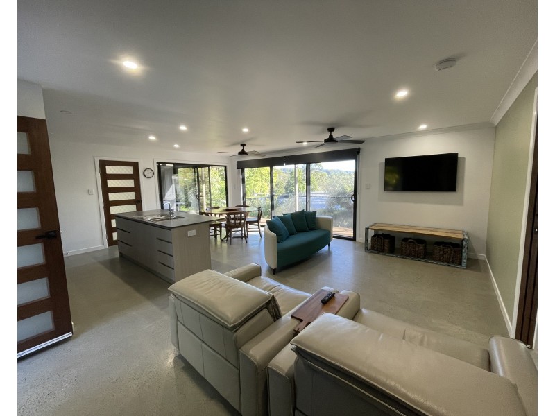 142A Blackall Range Road, West Woombye QLD 4559