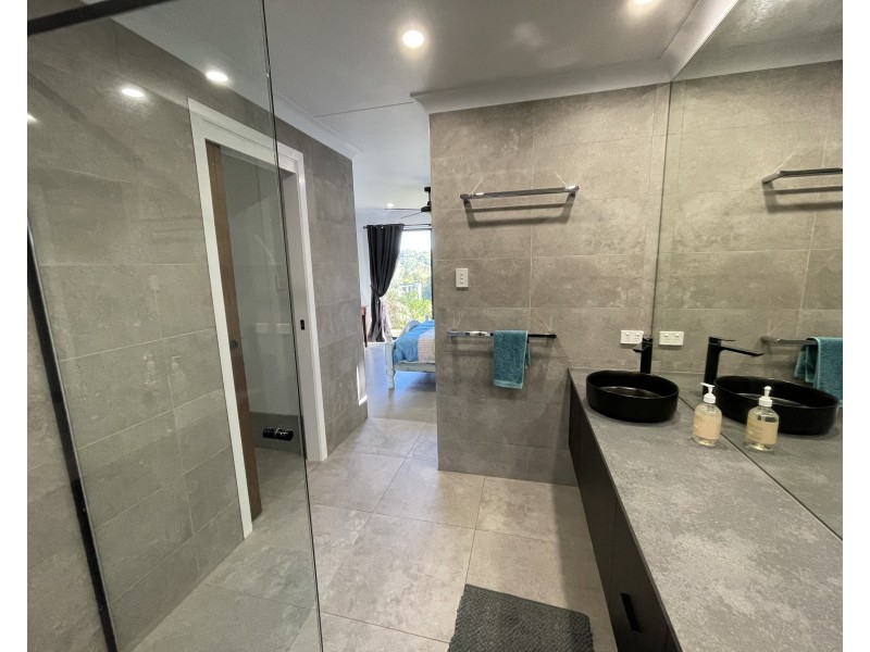 142A Blackall Range Road, West Woombye QLD 4559