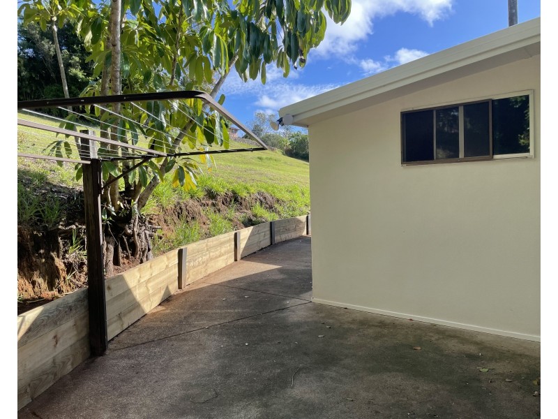 82 Coes Creek Road, Burnside QLD 4560