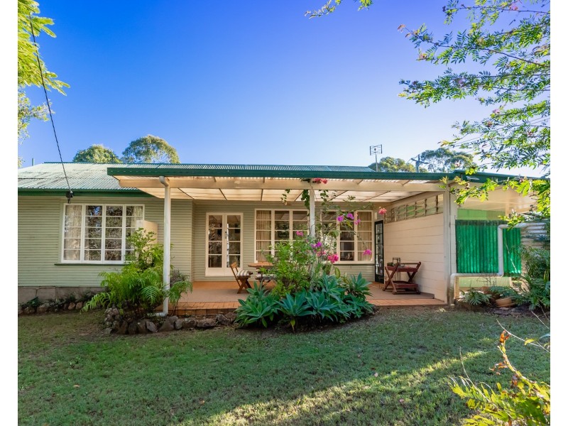 5 Haupts Road, Woombye QLD 4559