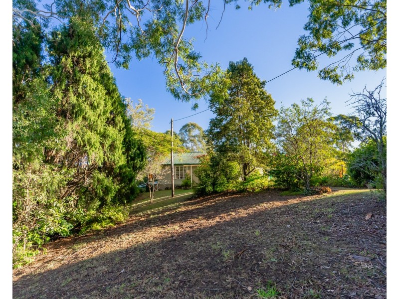 5 Haupts Road, Woombye QLD 4559