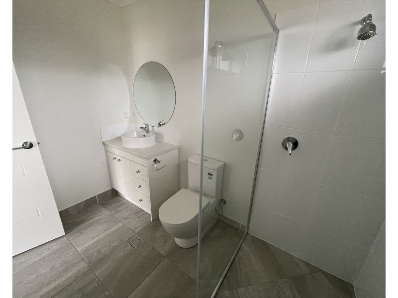 7 Bimbadean Circuit, Southside QLD 4570