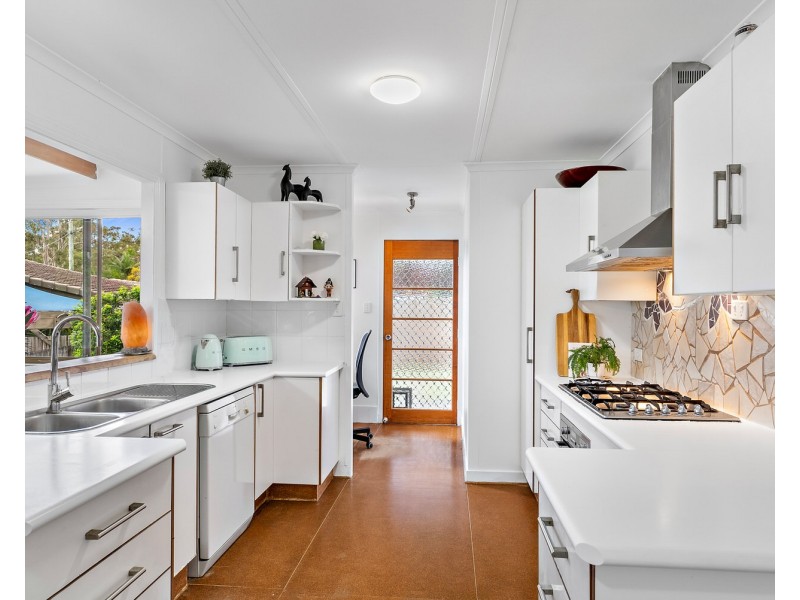 4 Edwin Road, Buderim QLD 4556