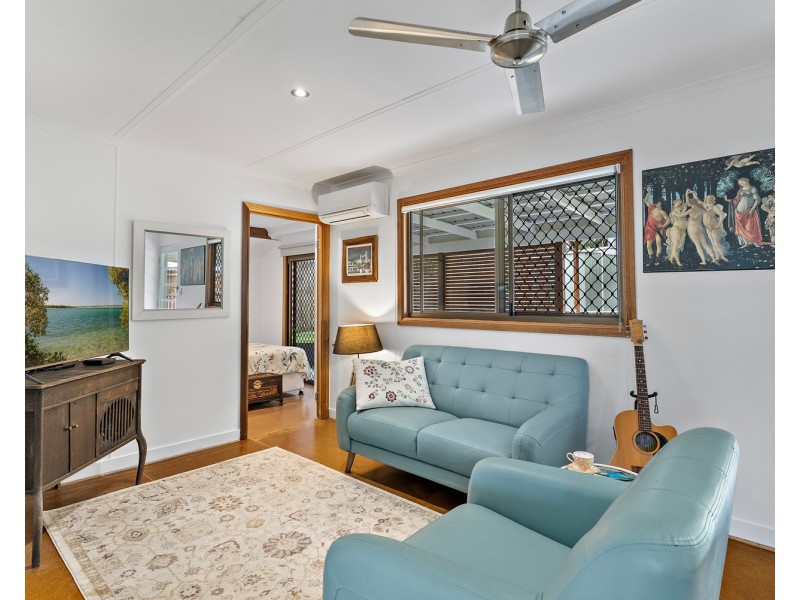 4 Edwin Road, Buderim QLD 4556