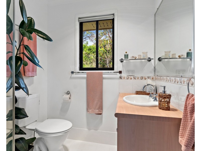 8 Kooyonga Court, Nambour QLD 4560