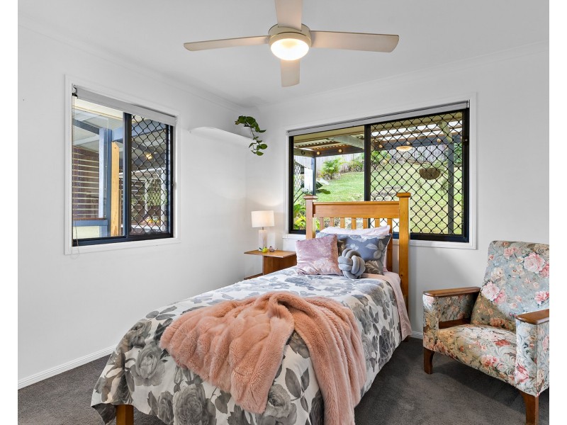 8 Kooyonga Court, Nambour QLD 4560