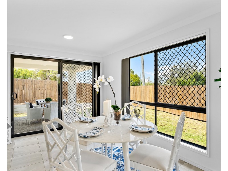 20 Bimbadean Circuit, Southside QLD 4570