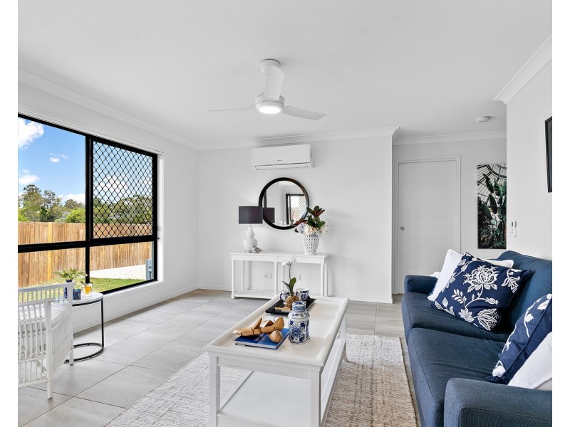20 Bimbadean Circuit, Southside QLD 4570