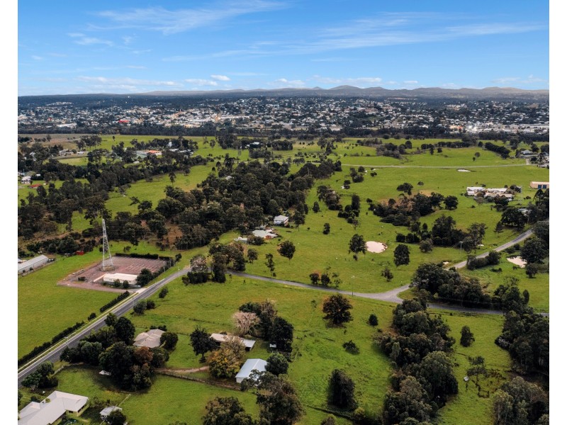 Meadow Rise, Southside QLD 4570