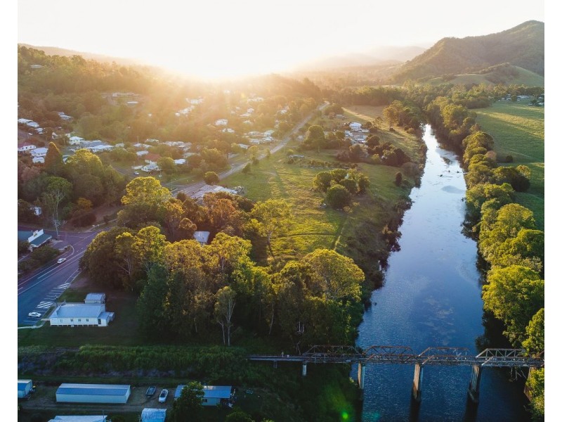 Meadow Rise, Southside QLD 4570