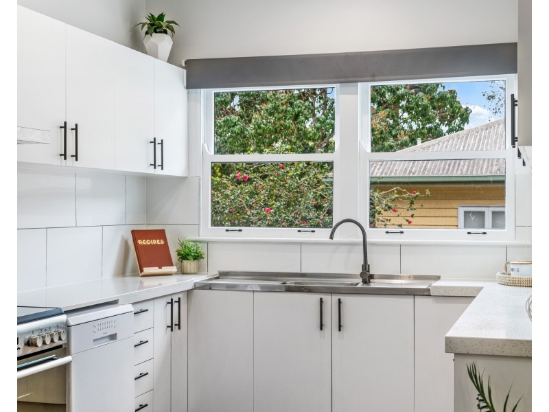 6 Noel Street, Nambour QLD 4560