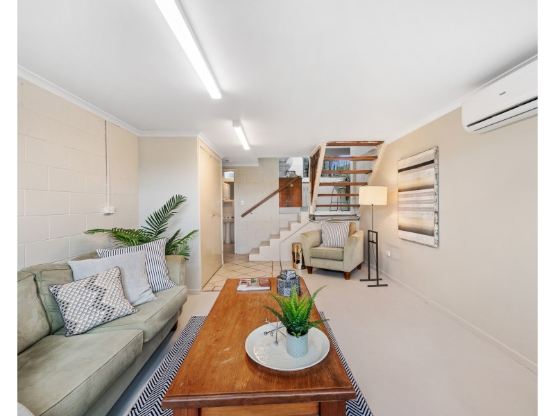14 Laurel Avenue, Nambour QLD 4560