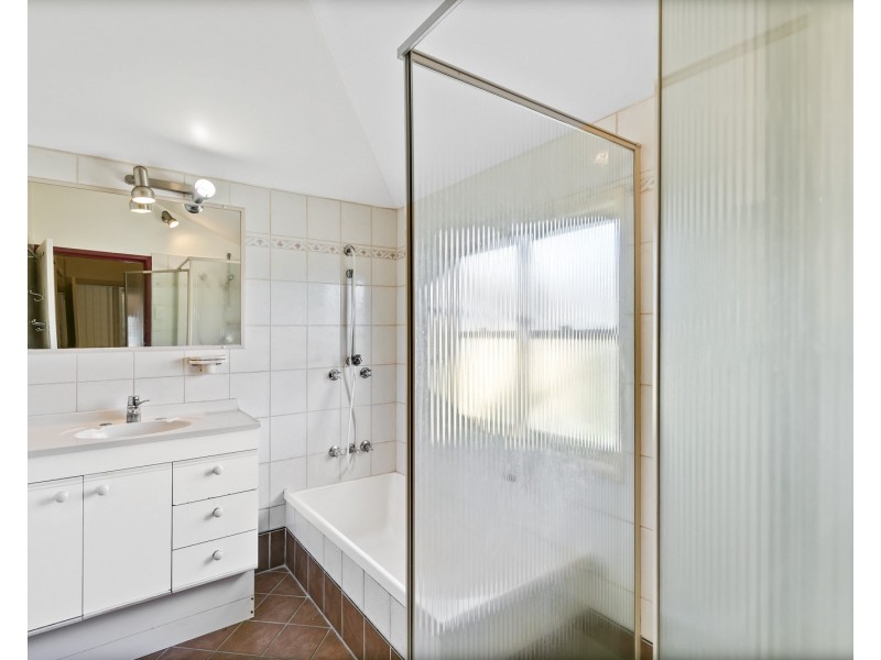 26 Bingera Terrace, Caloundra QLD 4551