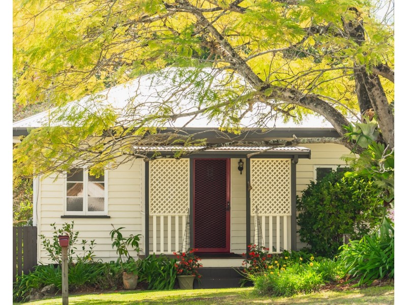 37 Blackall Street, Woombye QLD 4559