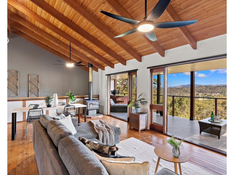 270 Hunchy Road, Hunchy QLD 4555