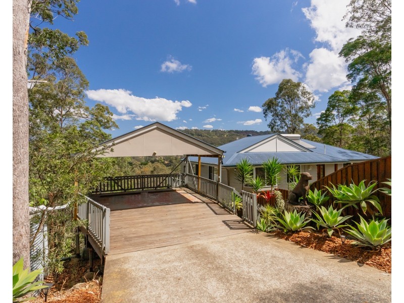 270 Hunchy Road, Hunchy QLD 4555