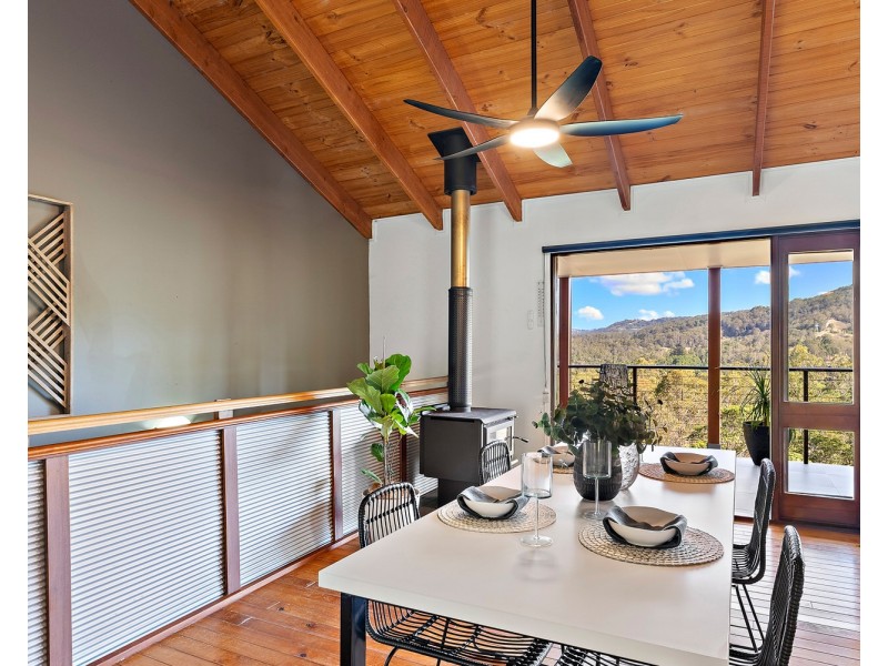 270 Hunchy Road, Hunchy QLD 4555