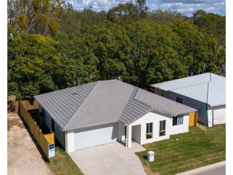 10 Bimbadean Circuit, Southside QLD 4570