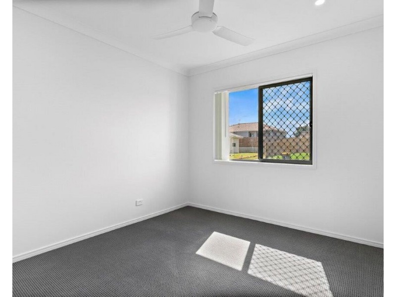 10 Bimbadean Circuit, Southside QLD 4570